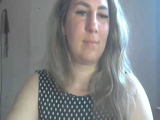 Live sex webcam photo for ChrystalBella #273050585