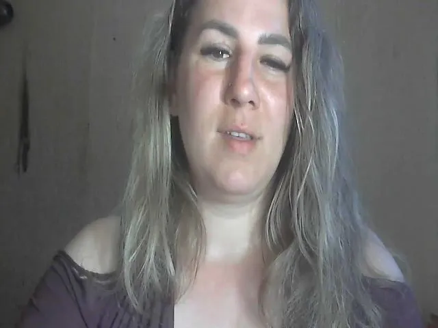 Live sex webcam photo for ChrystalBella #273118043