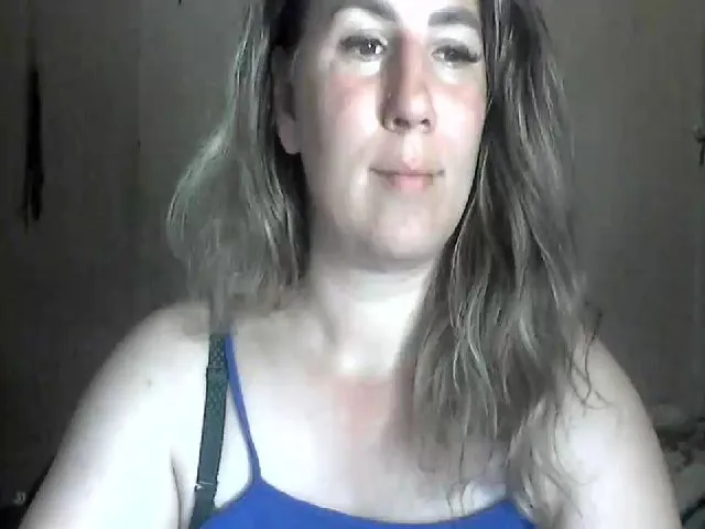 Live sex webcam photo for ChrystalBella #273530256