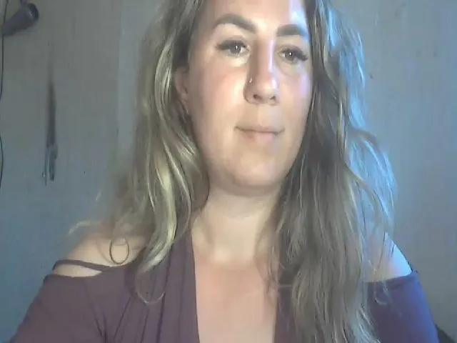 Live sex webcam photo for ChrystalBella #273644727