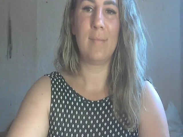 Live sex webcam photo for ChrystalBella #273794332