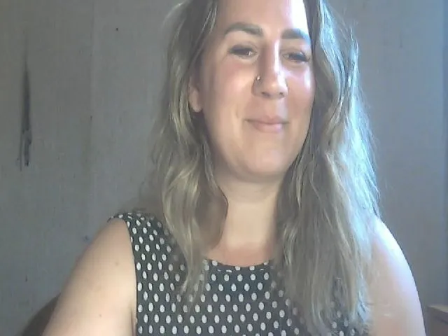 Live sex webcam photo for ChrystalBella #273848670
