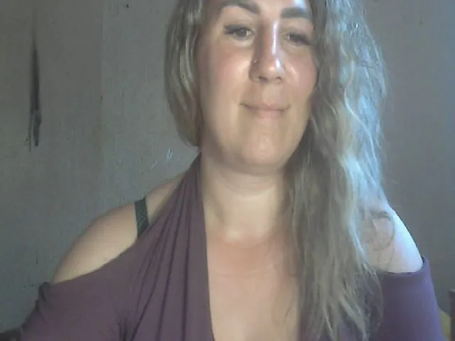 Live sex webcam photo for ChrystalBella #273869667