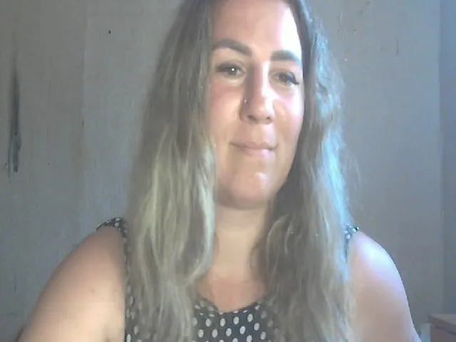 Live sex webcam photo for ChrystalBella #273898642