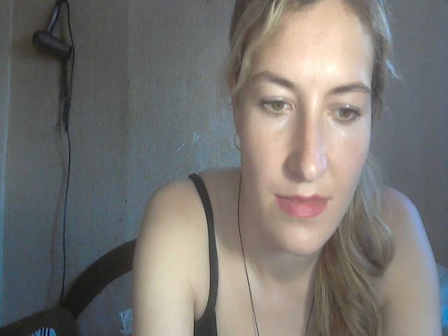 Live sex webcam photo for ChrystalCandy #273602836