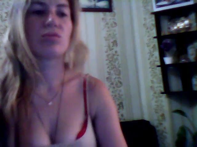 Live sex webcam photo for ChrystalCandy #274198680