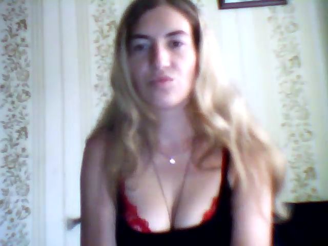 Live sex webcam photo for ChrystalCandy #274308167