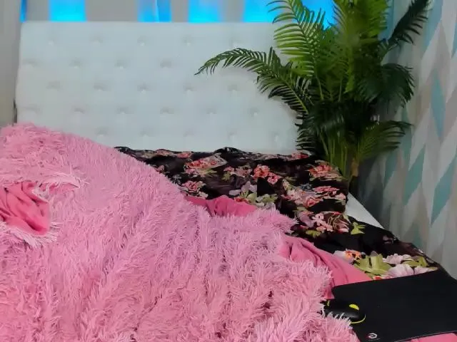 Live sex webcam photo for Chubby_cake #273256124