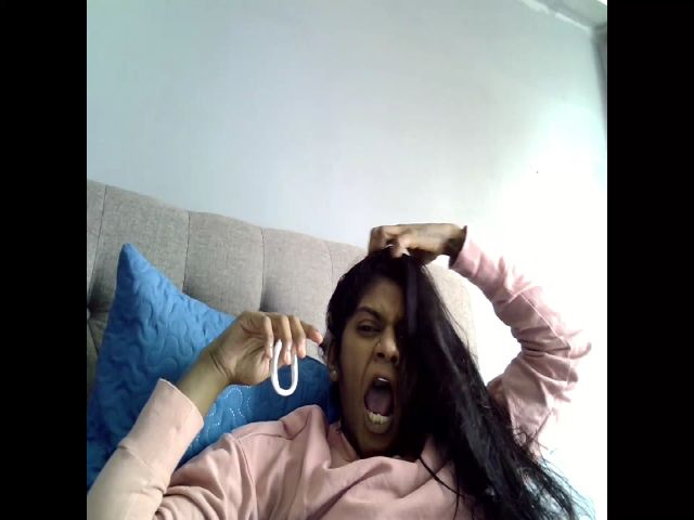 Live sex webcam photo for Ciara9 #274124454