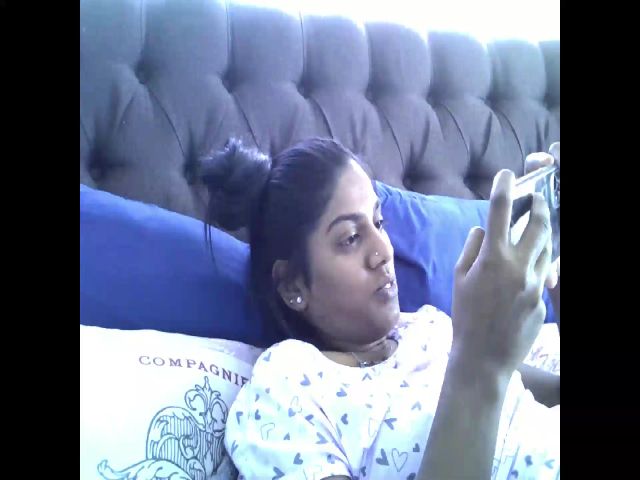 Live sex webcam photo for Ciara9 #274163998