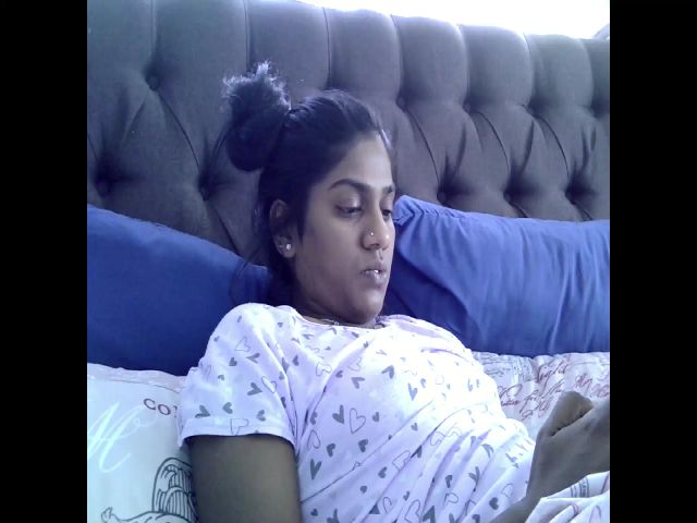 Live sex webcam photo for Ciara9 #274164018