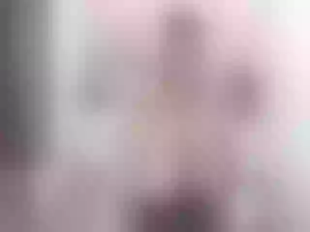 Live sex webcam photo for CiaraEbonyxxx #272239009