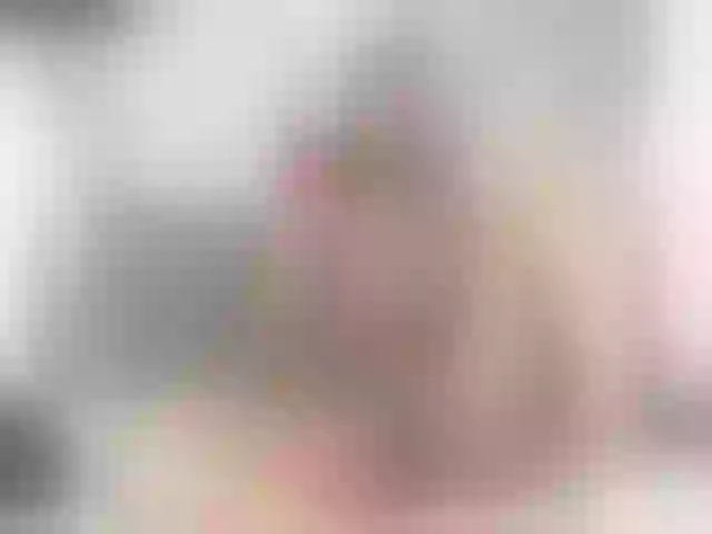 Live sex webcam photo for CiaraEbonyxxx #272776184