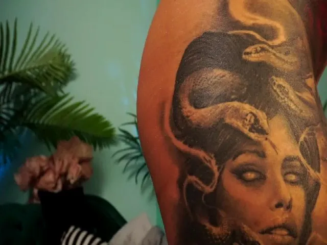 Live sex webcam photo for CindyleDoll #273953384