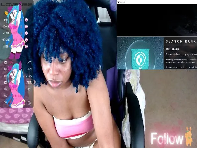 Live sex webcam photo for Cinnabunni #273268140