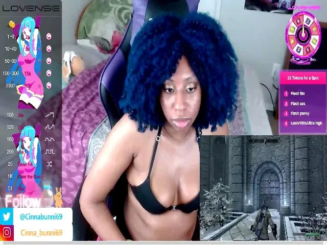 Live sex webcam photo for Cinnabunni #273609135