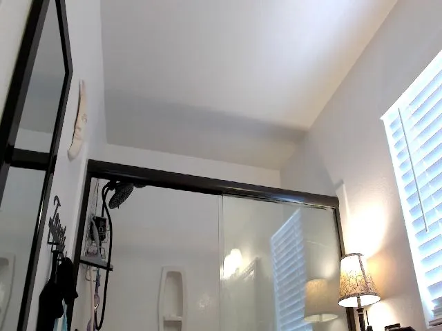 Live sex webcam photo for Cinnabuns #273888429