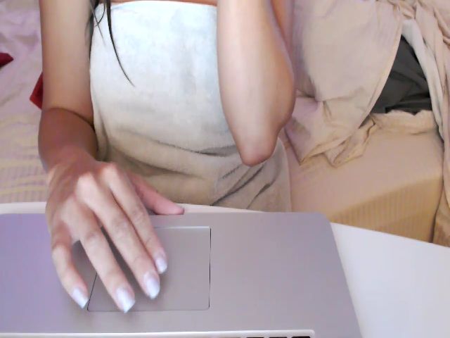 Live sex webcam photo for Cinnabuns #274050676