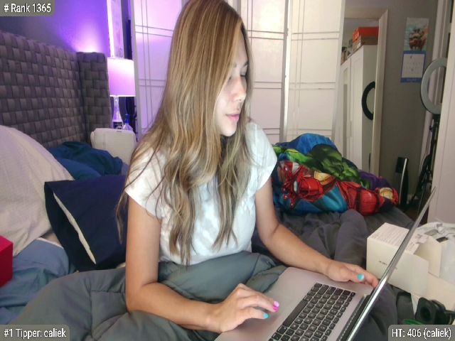 Live sex webcam photo for Cinnabuns #274390125