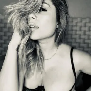 Live sex webcam photo for Cinnabuns #278232546