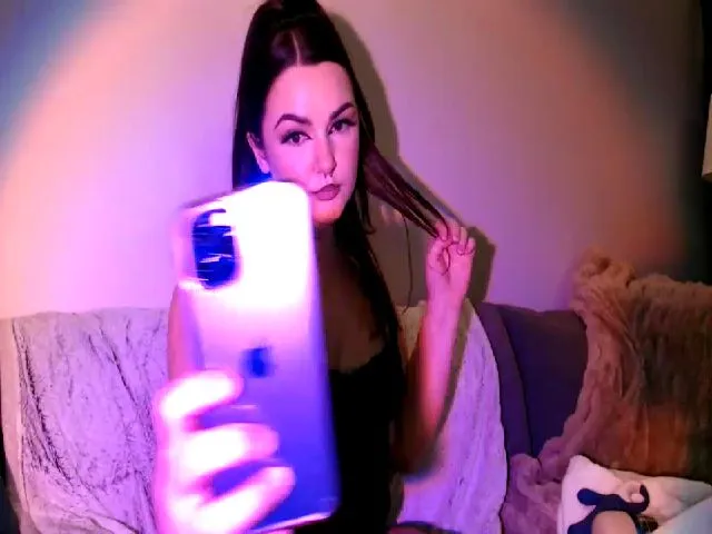 Live sex webcam photo for Clairefoxxx #273240166