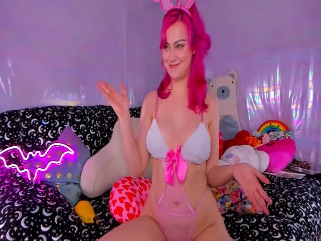 Live sex webcam photo for ClaraKitty #273103881