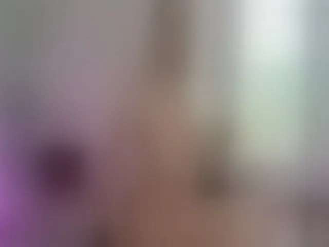 Live sex webcam photo for Classy4uuuu #271958417