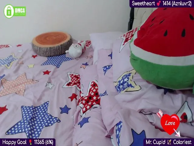 Live sex webcam photo for ClassyGurl #272396903