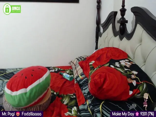 Live sex webcam photo for ClassyGurl #272461762