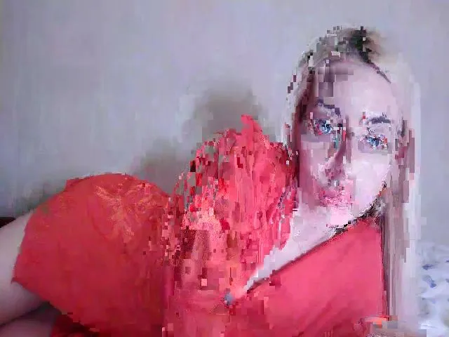 Live sex webcam photo for Claudia_999 #274507597