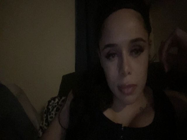 Live sex webcam photo for Cleo23 #272485674