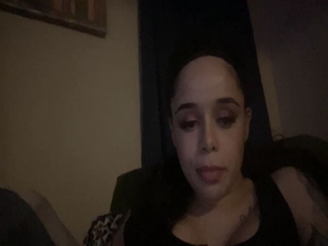 Live sex webcam photo for Cleo23 #272485711