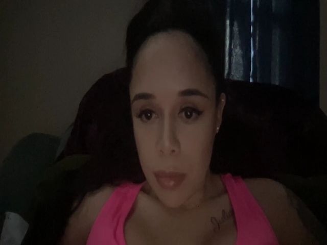 Live sex webcam photo for Cleo23 #272553855