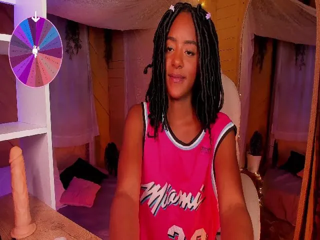 Live sex webcam photo for CleoFM #272875246