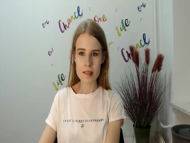 Live sex webcam photo for Cloud_Girl #274198415