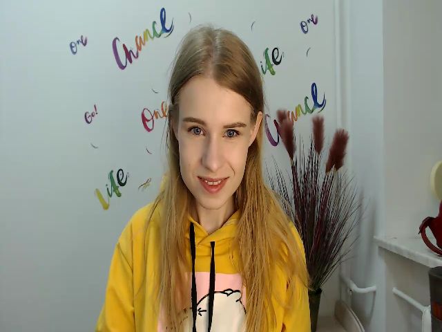 Live sex webcam photo for Cloud_Girl #274307600