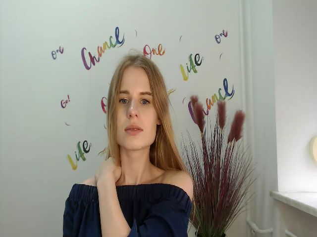 Live sex webcam photo for Cloud_Girl #274375328