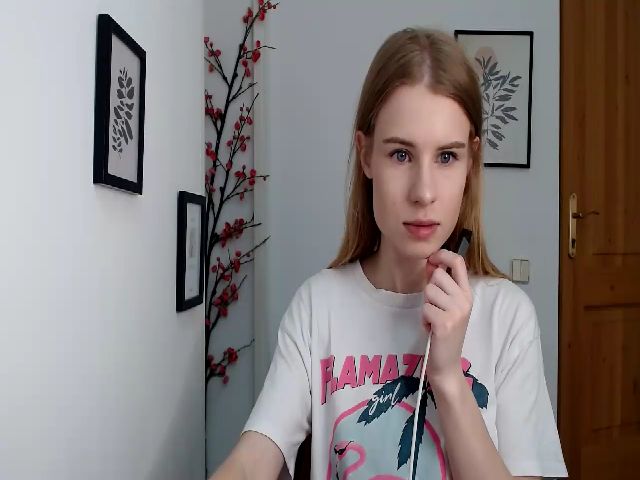 Live sex webcam photo for Cloud_Girl #274402212