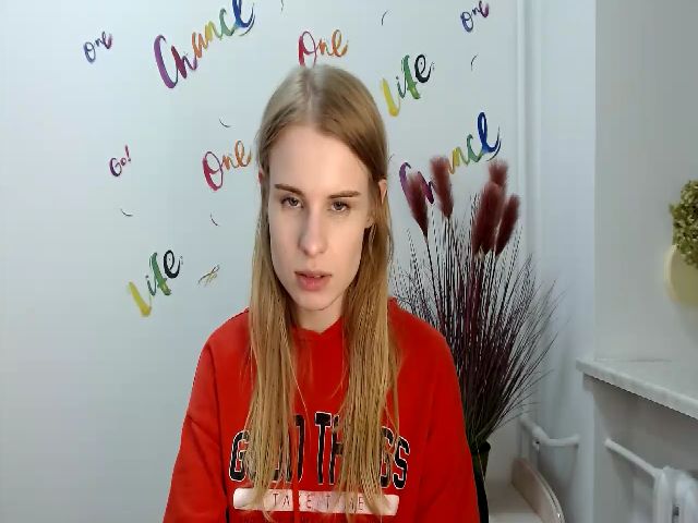 Live sex webcam photo for Cloud_Girl #274443200