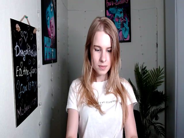 Live sex webcam photo for Cloud_Girl #274514807