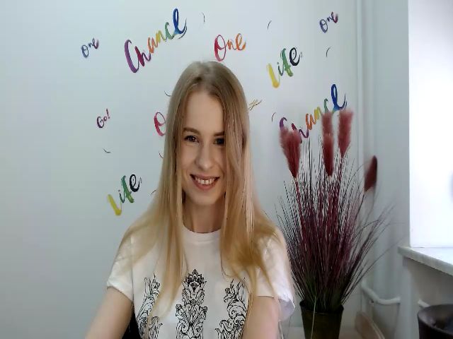 Live sex webcam photo for Cloud_Girl #274531170