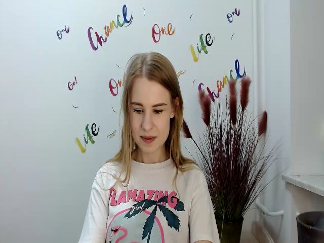 Live sex webcam photo for Cloud_Girl #274585543