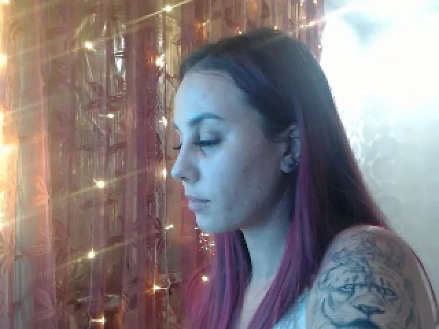 Live sex webcam photo for CloverTesla #272285851