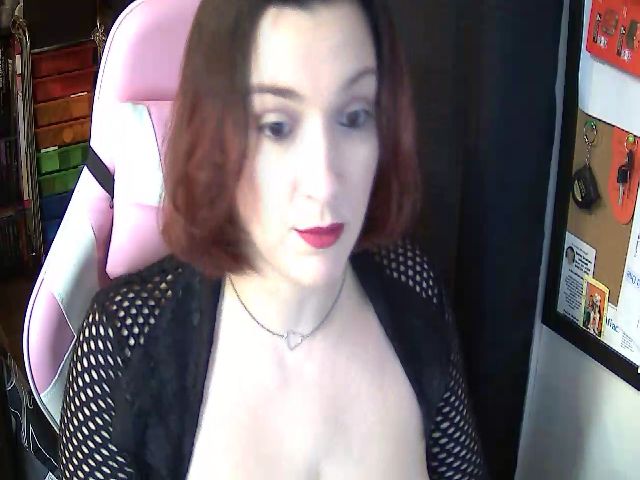 Live sex webcam photo for Cockqueen4u #272325298