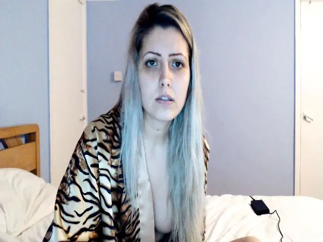 Live sex webcam photo for Cocowomen #272363346