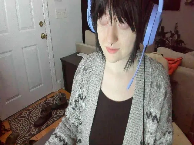 Live sex webcam photo for CognitivePunk #271778545