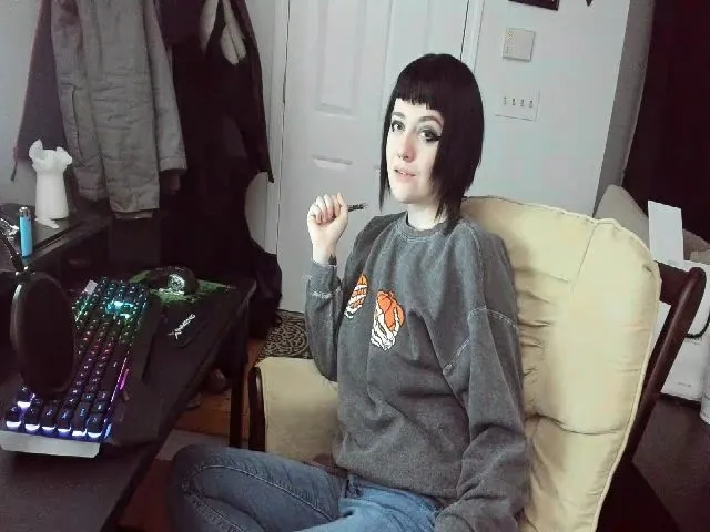 Live sex webcam photo for CognitivePunk #271845113