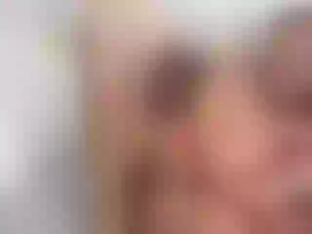 Live sex webcam photo for Collegeslut84 #274116627