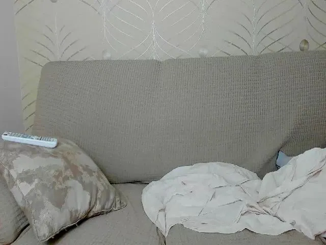Live sex webcam photo for Come2Mommy #271855334