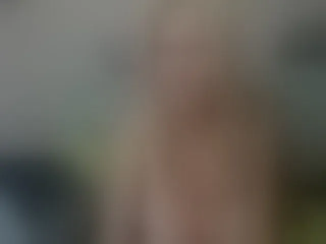 Live sex webcam photo for Come2Mommy #272566318